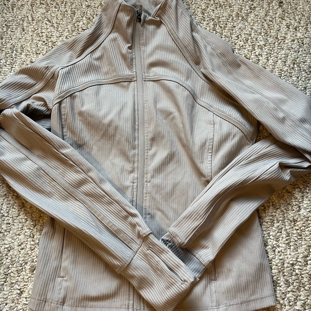 Define workout jacket